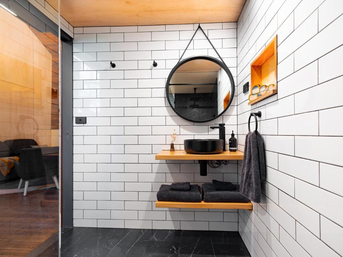 Pilgrim Blue, Derby - Two Charming Apartments In The Heart Of Derby Eksteriør billede